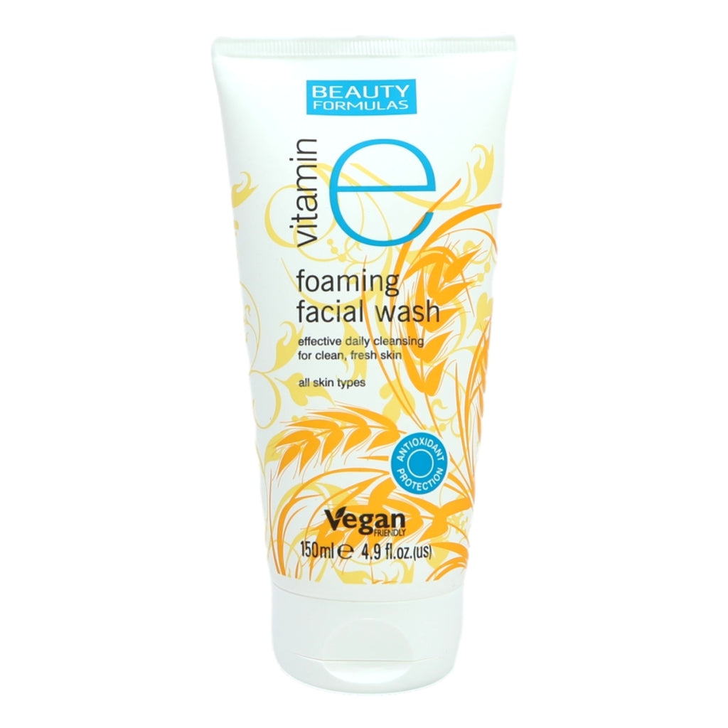 Beauty Formula Vitamin E Facial Wash